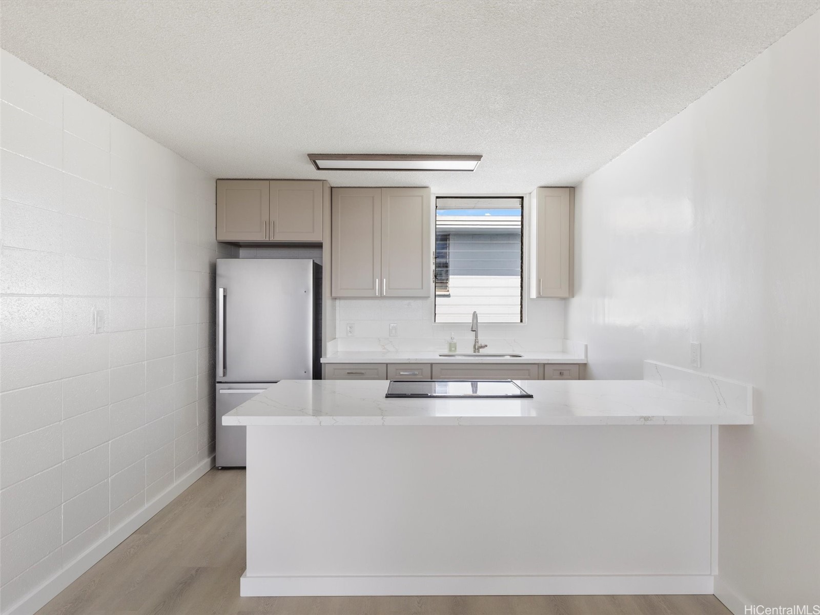 94-010 Leolua Street B308