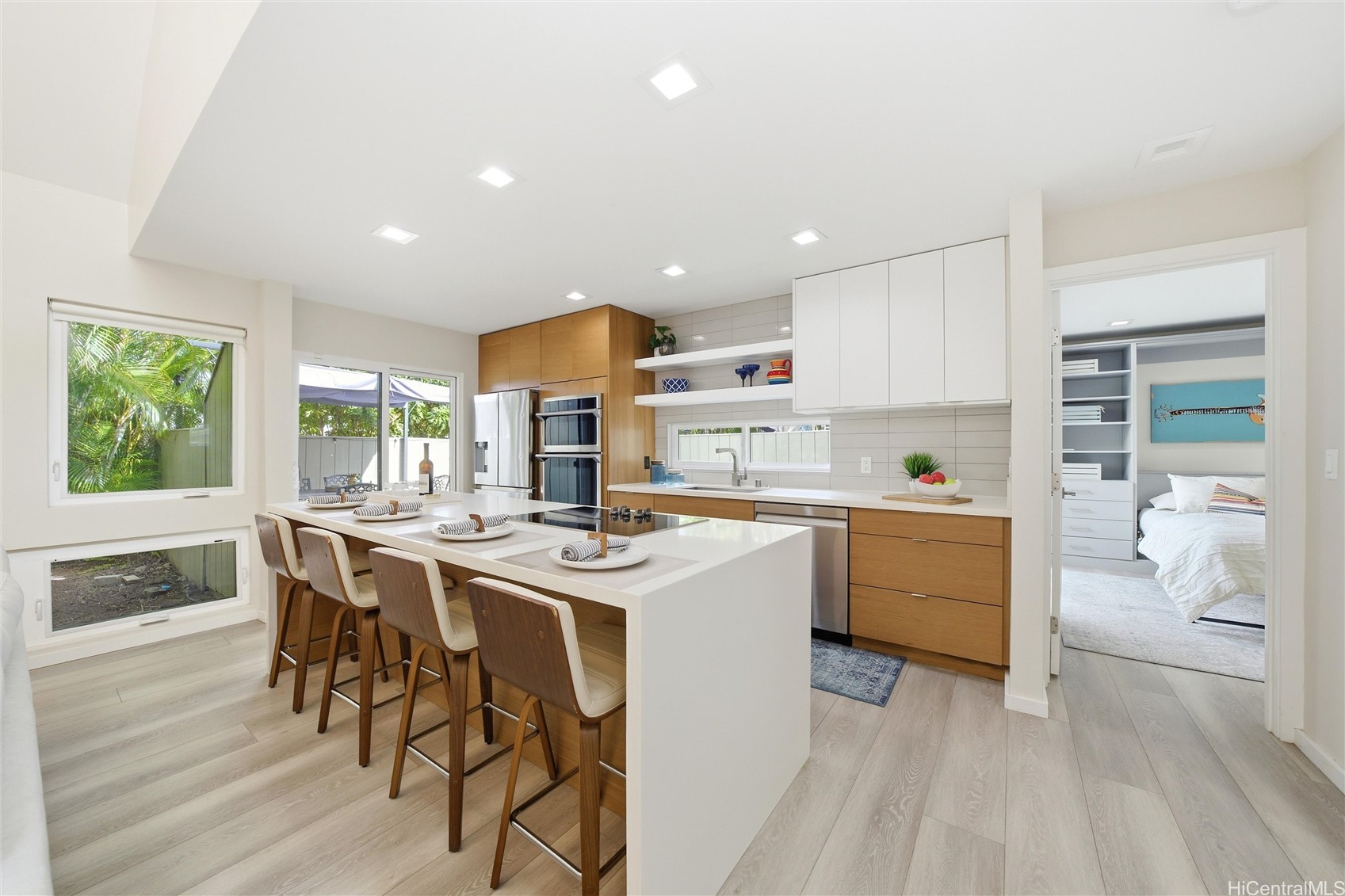 6117 Summer Street 6117D