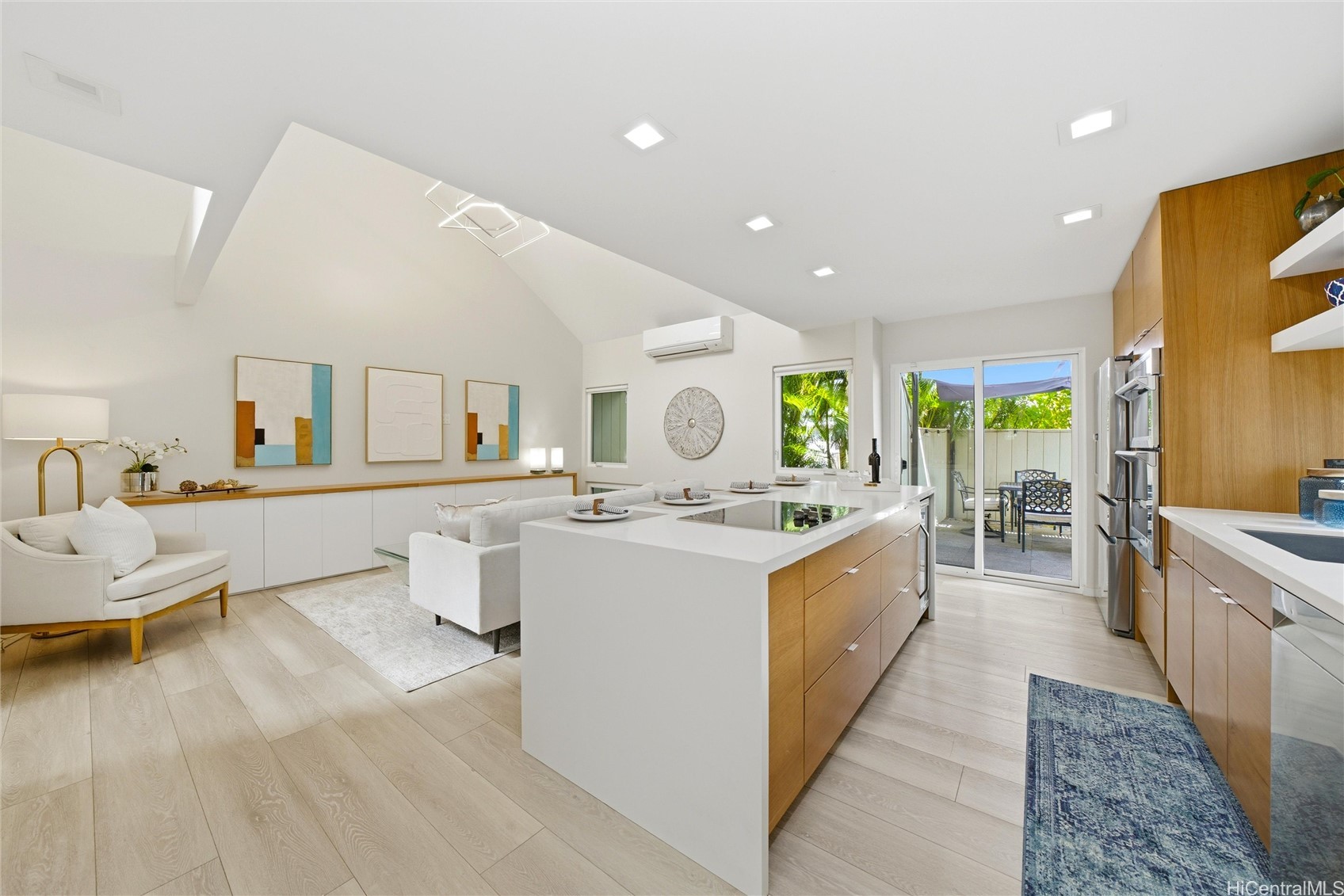 6117 Summer Street 6117D