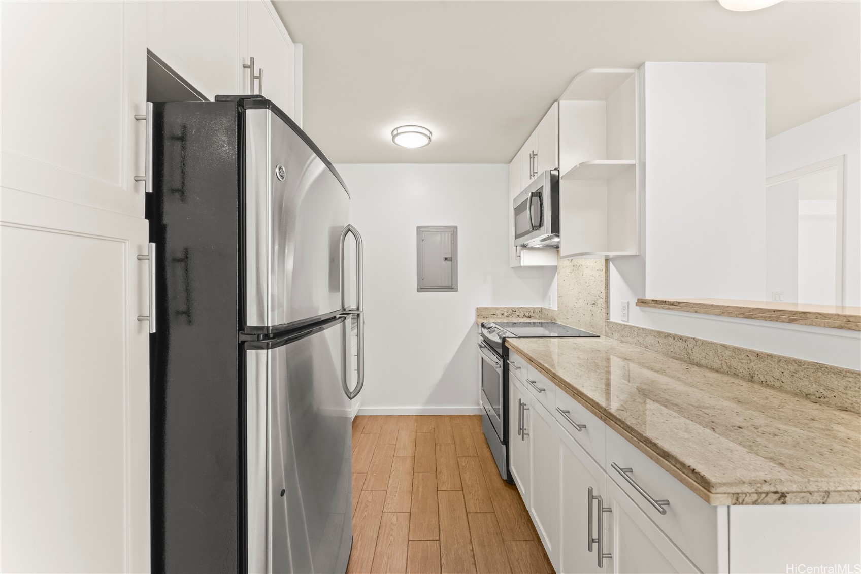 1810 Kaioo Drive C401