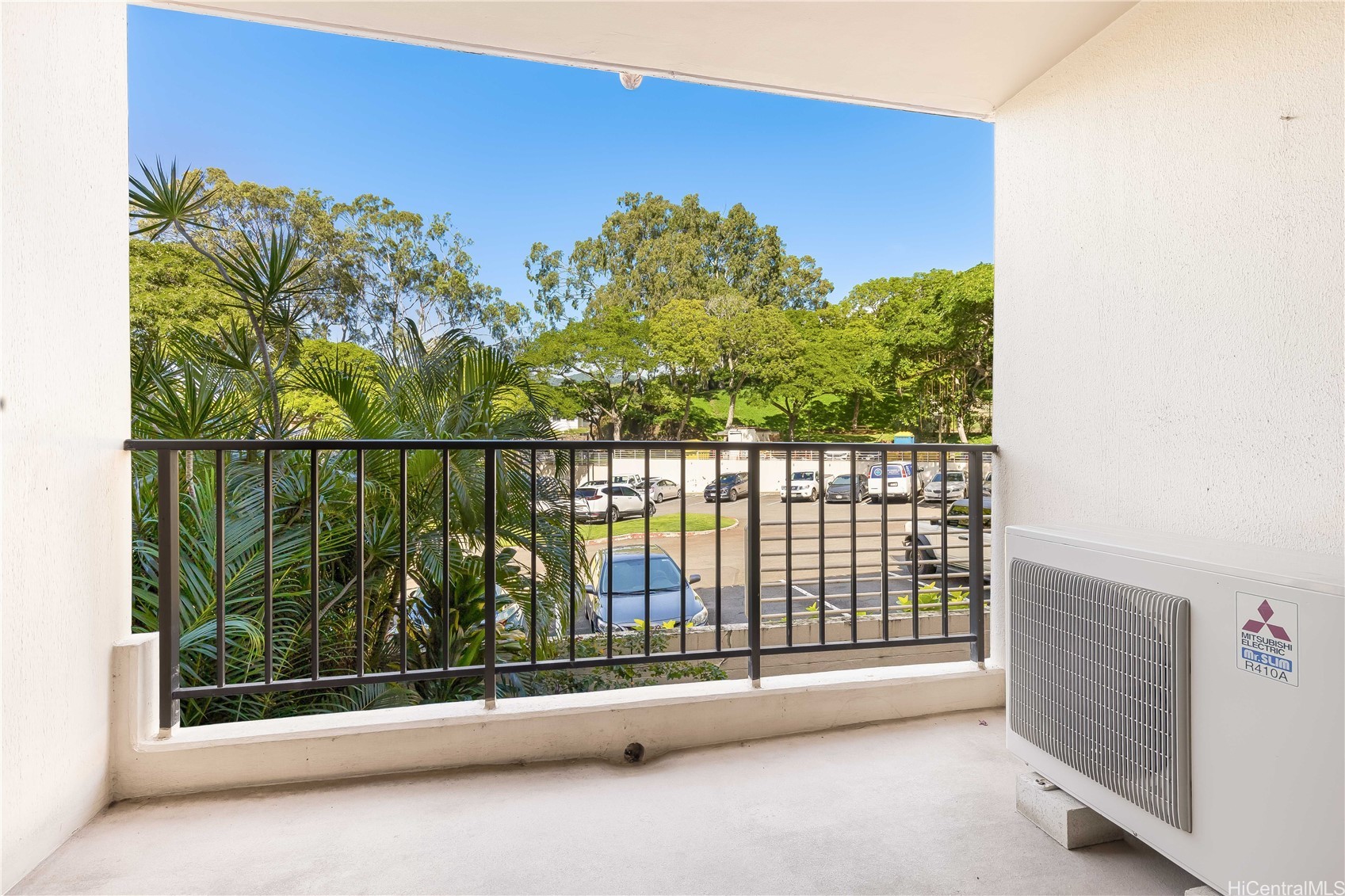 3138 Waialae Avenue 423