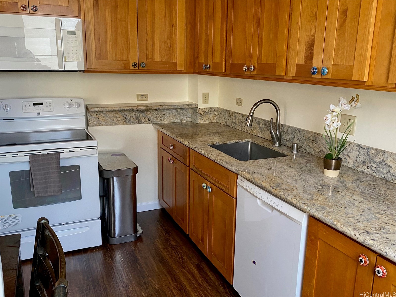 1026 Kalo Place 506