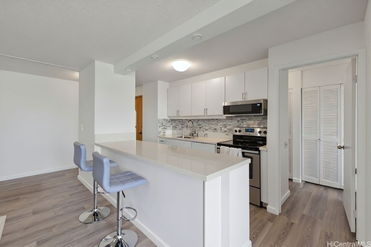 1778 Ala Moana Boulevard 2607