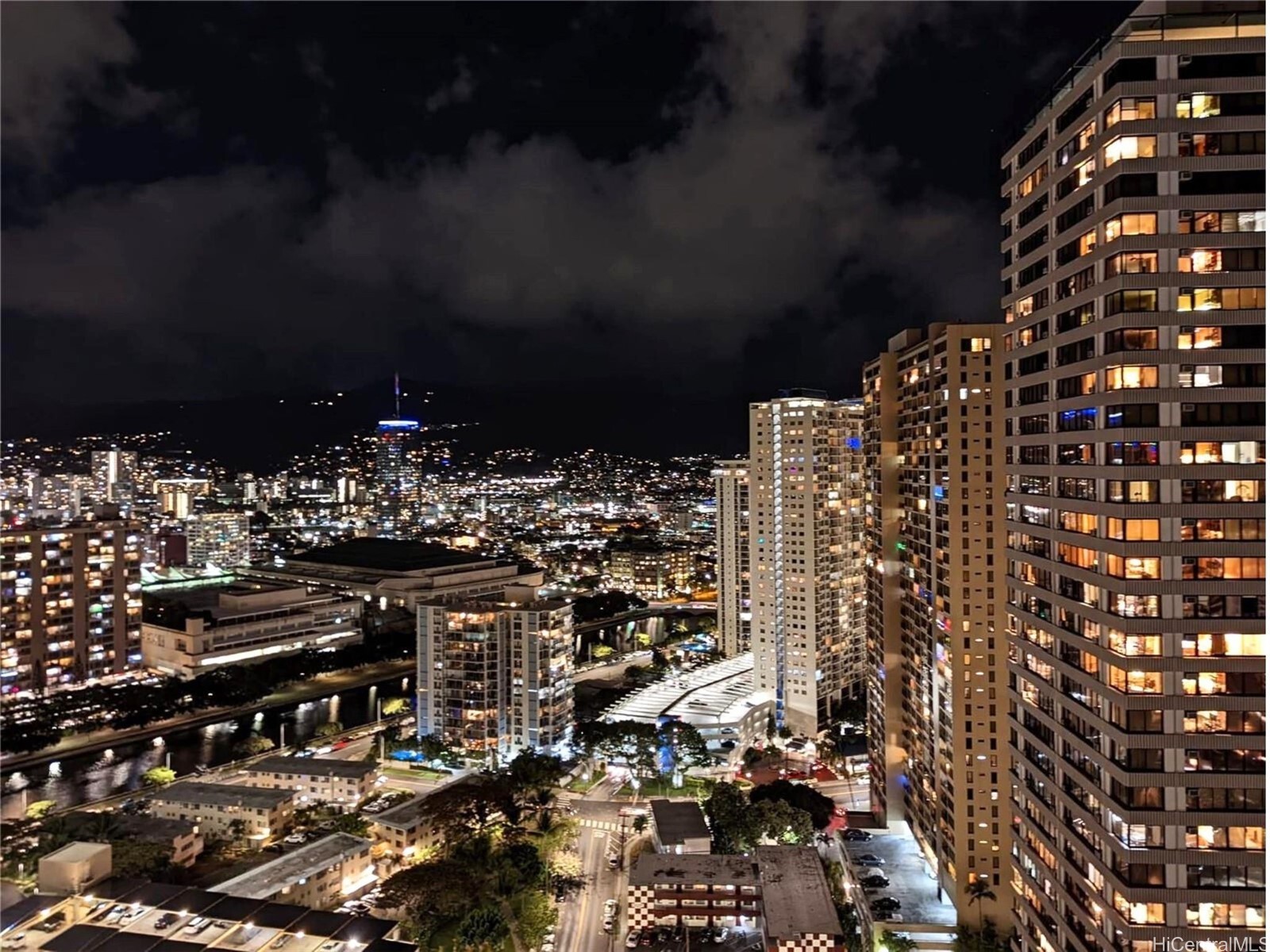 1778 Ala Moana Boulevard 3306