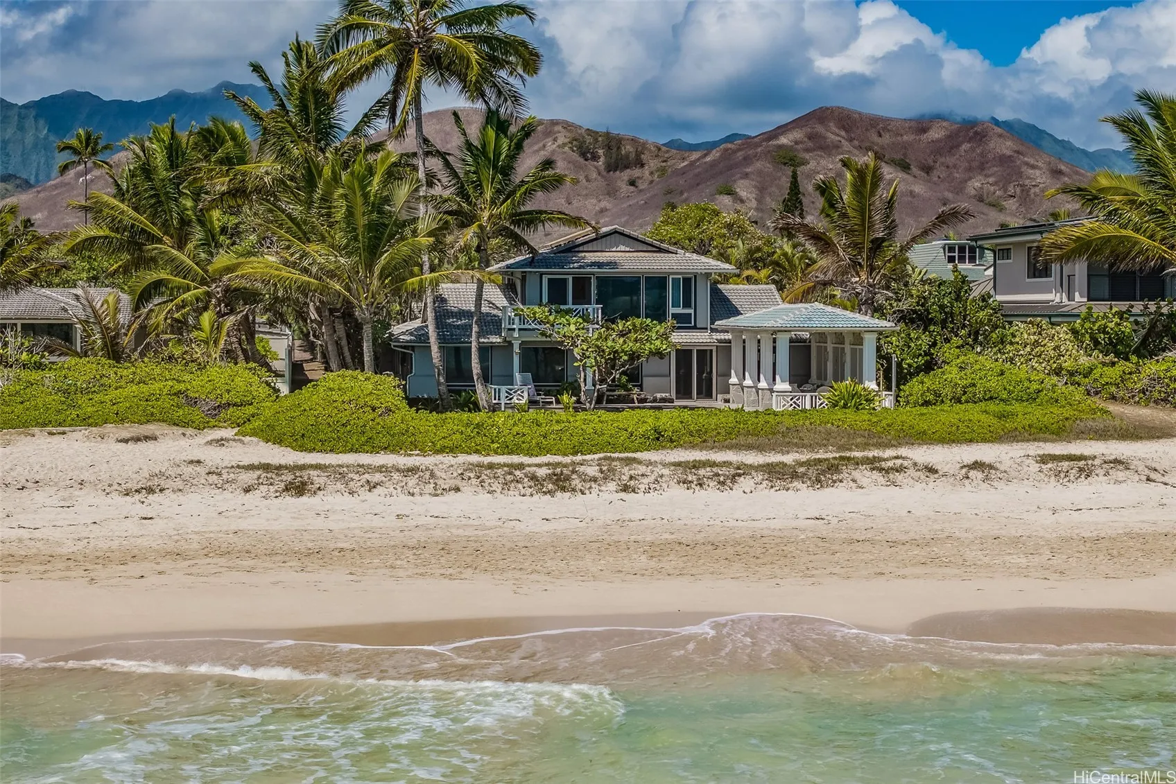 Kailua, Hawaii 96734, United States, 4 Bedrooms Bedrooms, ,3 BathroomsBathrooms,Residential,Active,211018