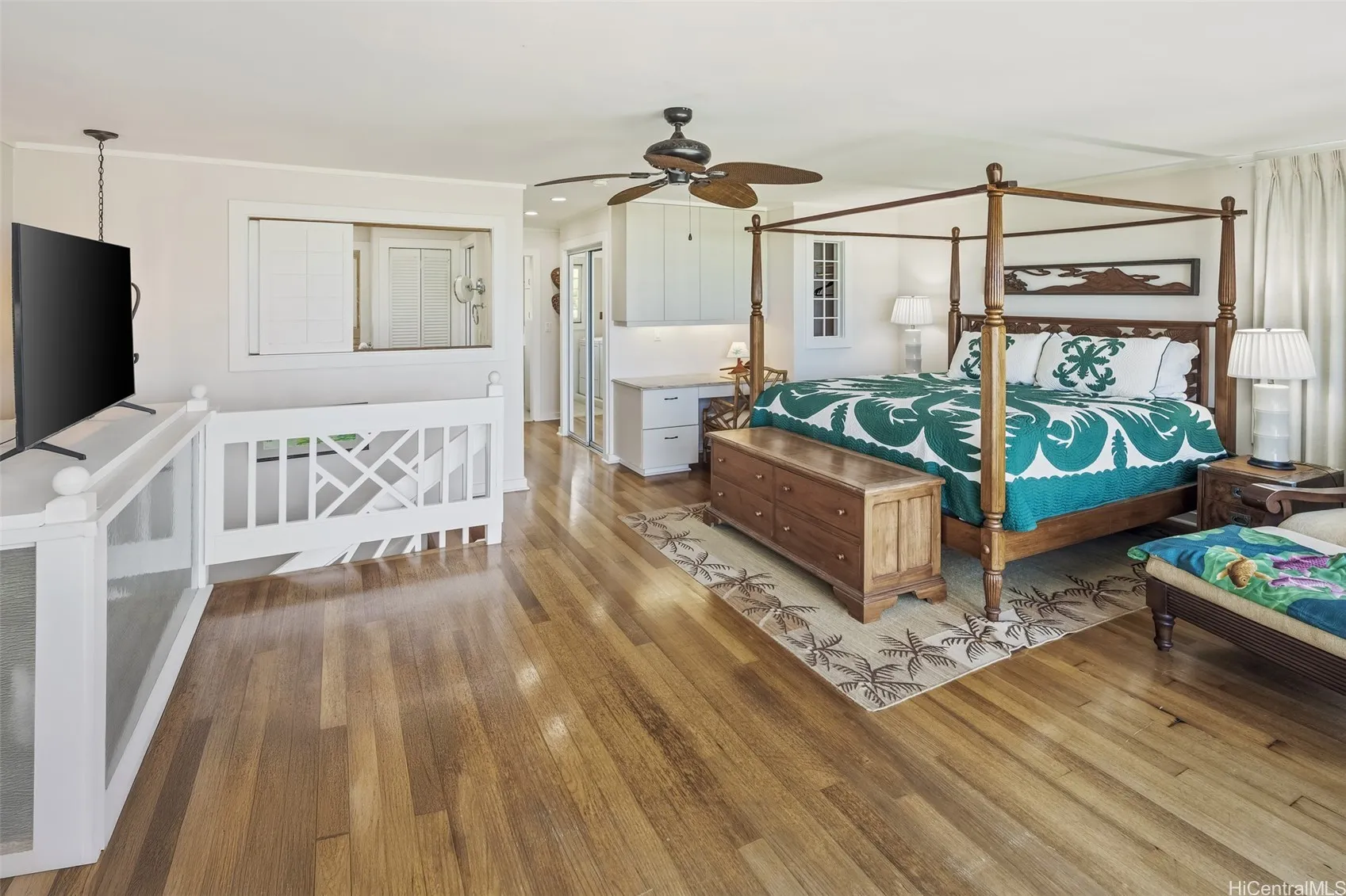 Kailua, Hawaii 96734, United States, 4 Bedrooms Bedrooms, ,3 BathroomsBathrooms,Residential,Active,211018