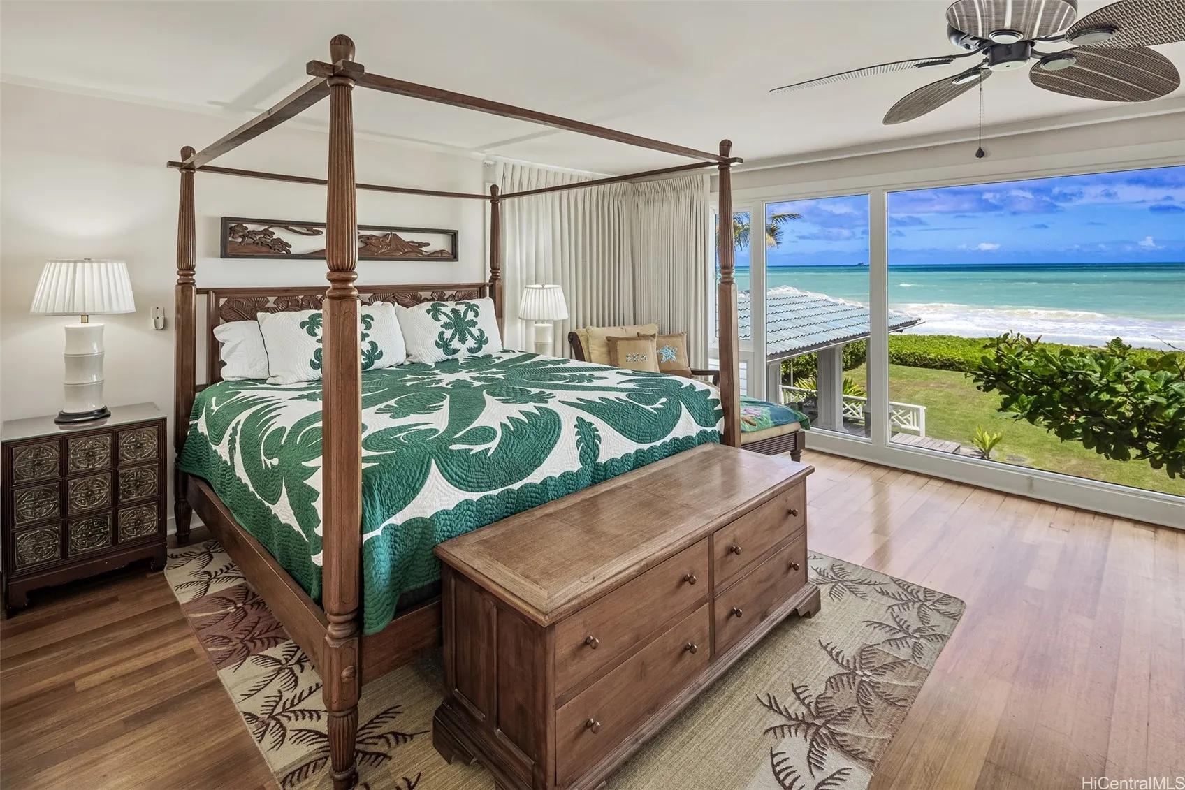 Kailua, Hawaii 96734, United States, 4 Bedrooms Bedrooms, ,3 BathroomsBathrooms,Residential,Active,211018