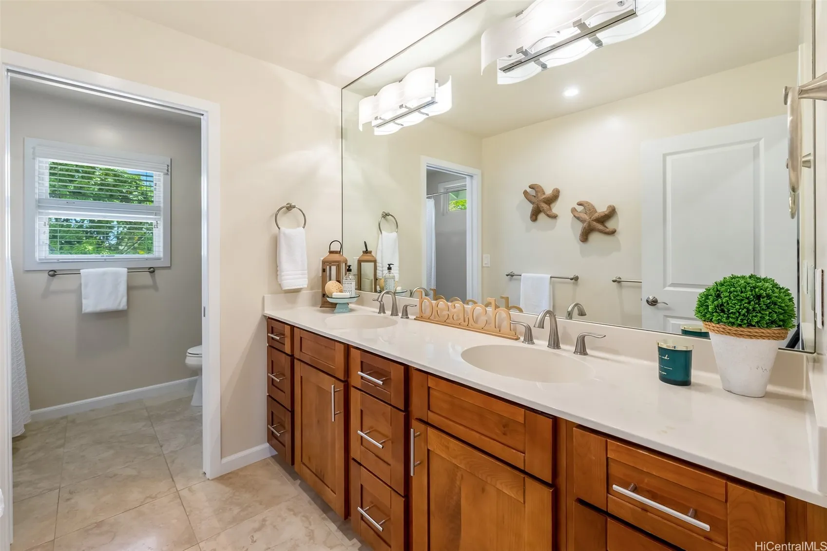 Kailua, Hawaii 96734, United States, 4 Bedrooms Bedrooms, ,3 BathroomsBathrooms,Residential,Active,185599