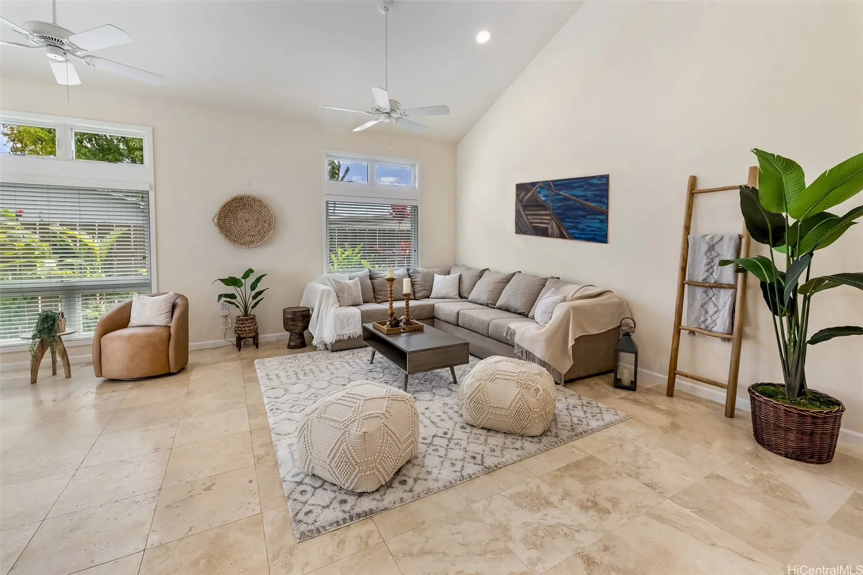 Kailua, Hawaii 96734, United States, 4 Bedrooms Bedrooms, ,3 BathroomsBathrooms,Residential,Active,185599