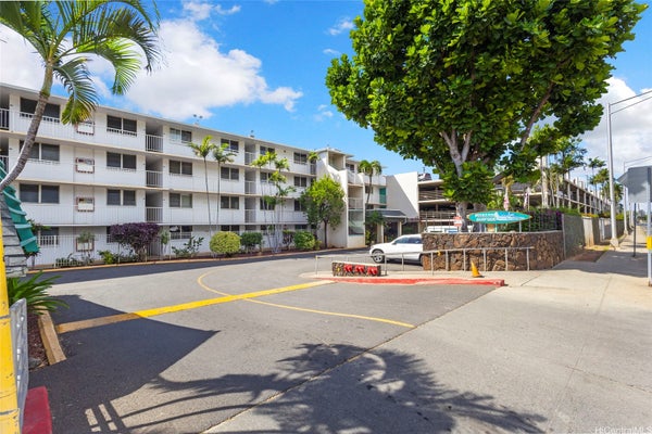 85-175 FARRINGTON HWY # STALL, WAIANAE, HI 96792 - Image c8d0a7a8cf5831407f2003c7ea8cdcd2/2491409658