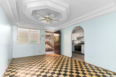 94-245 Leowahine Street 1022 Waipahu HI 96797