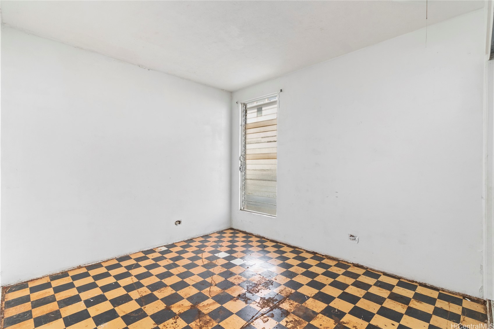 94-245 Leowahine Street 1022