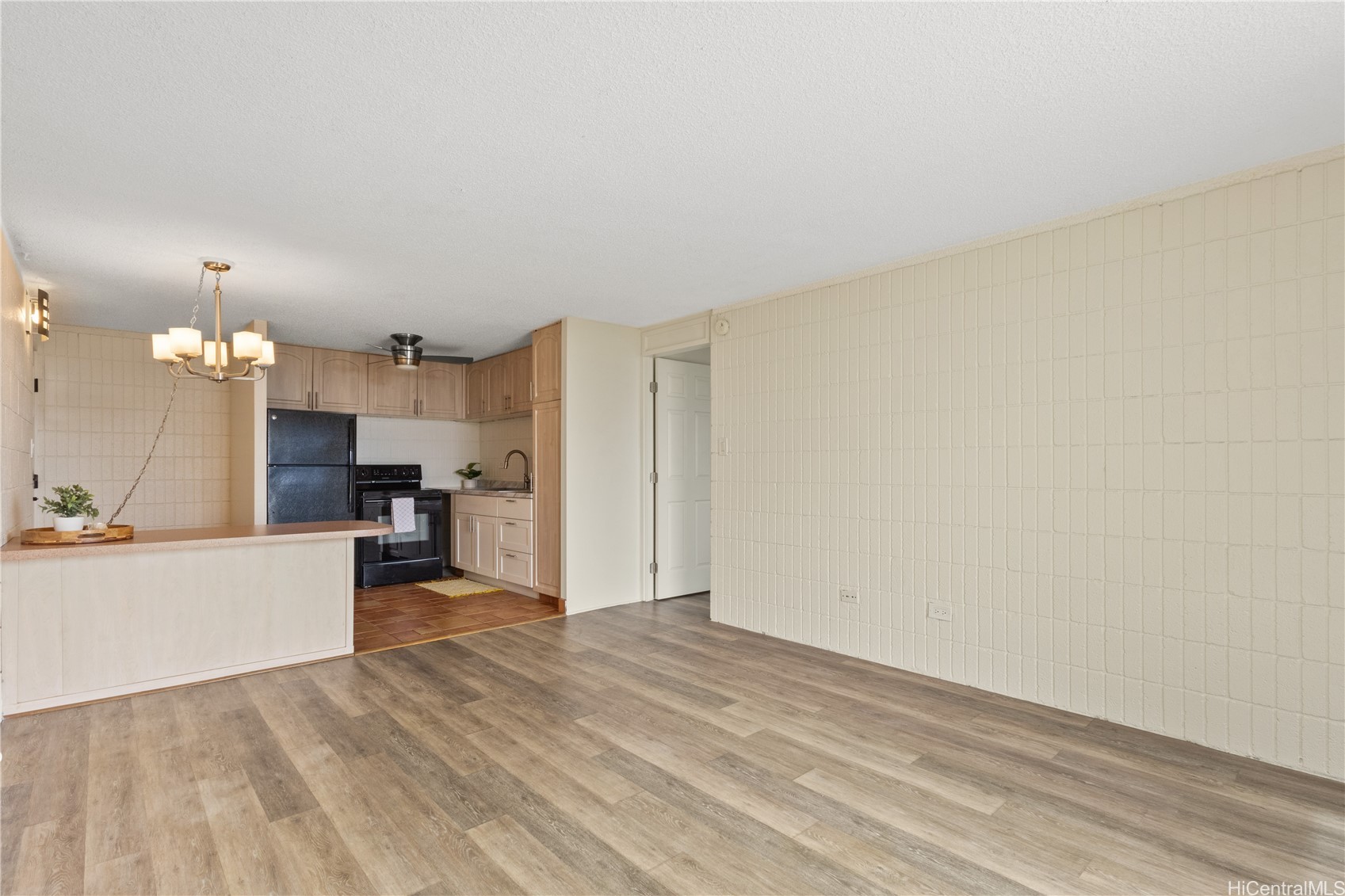 85-003 Pokai Bay Street 503