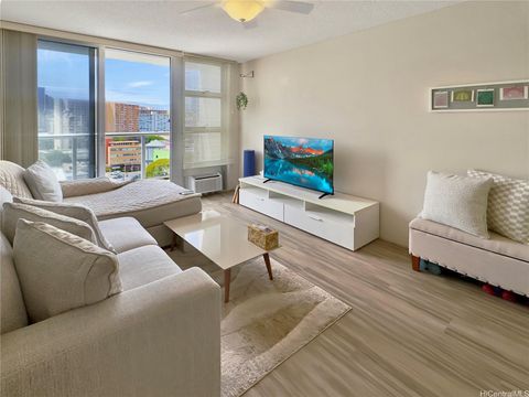 Photo of 1315 Kalakaua Avenue #1110, Honolulu, HI 96826 (MLS # 202606775)