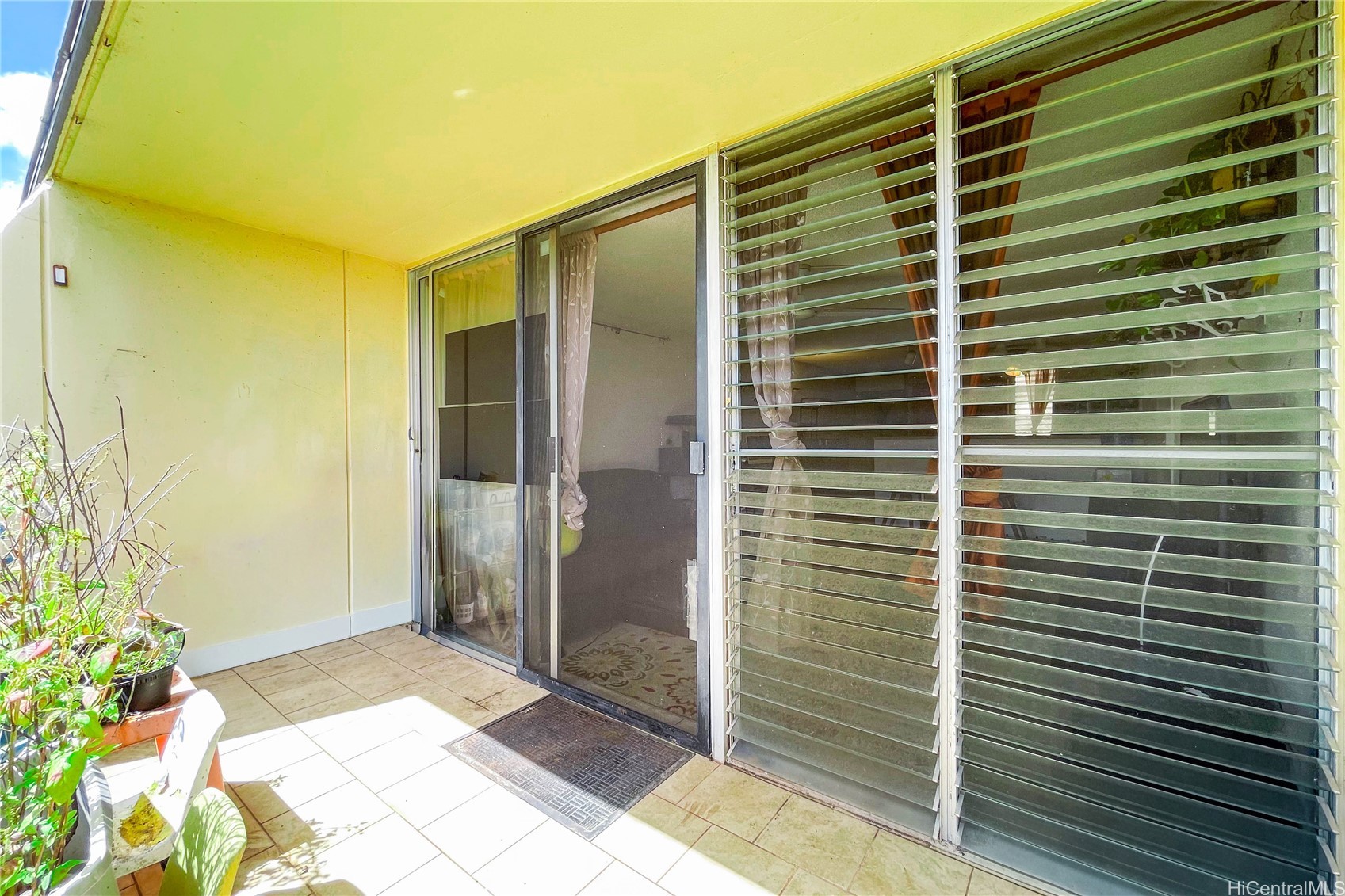 95-2052 Waikalani Place B404