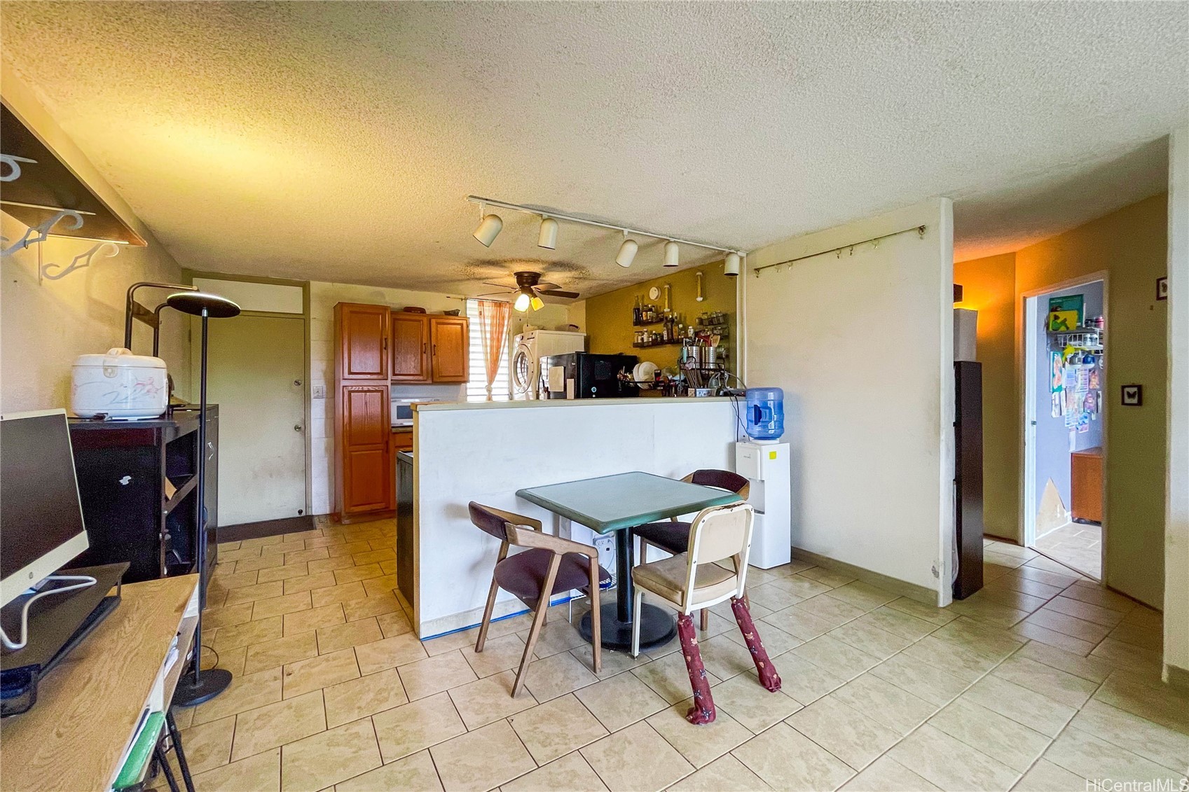 95-2052 Waikalani Place B404
