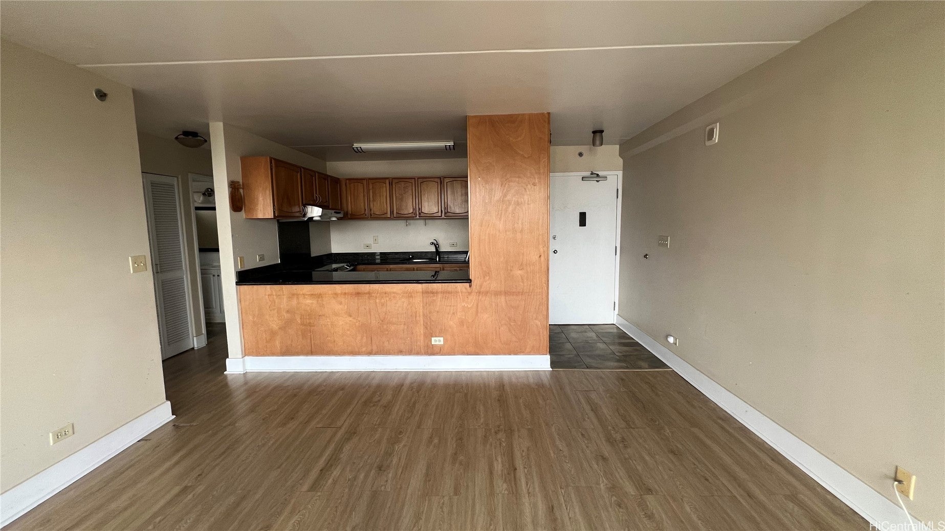 2522 Date Street 502