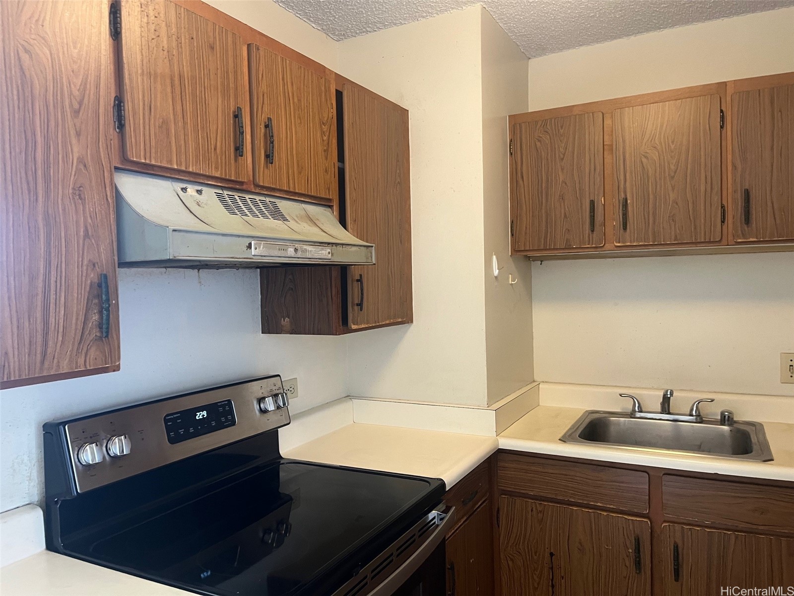 Liliha Square Condominium