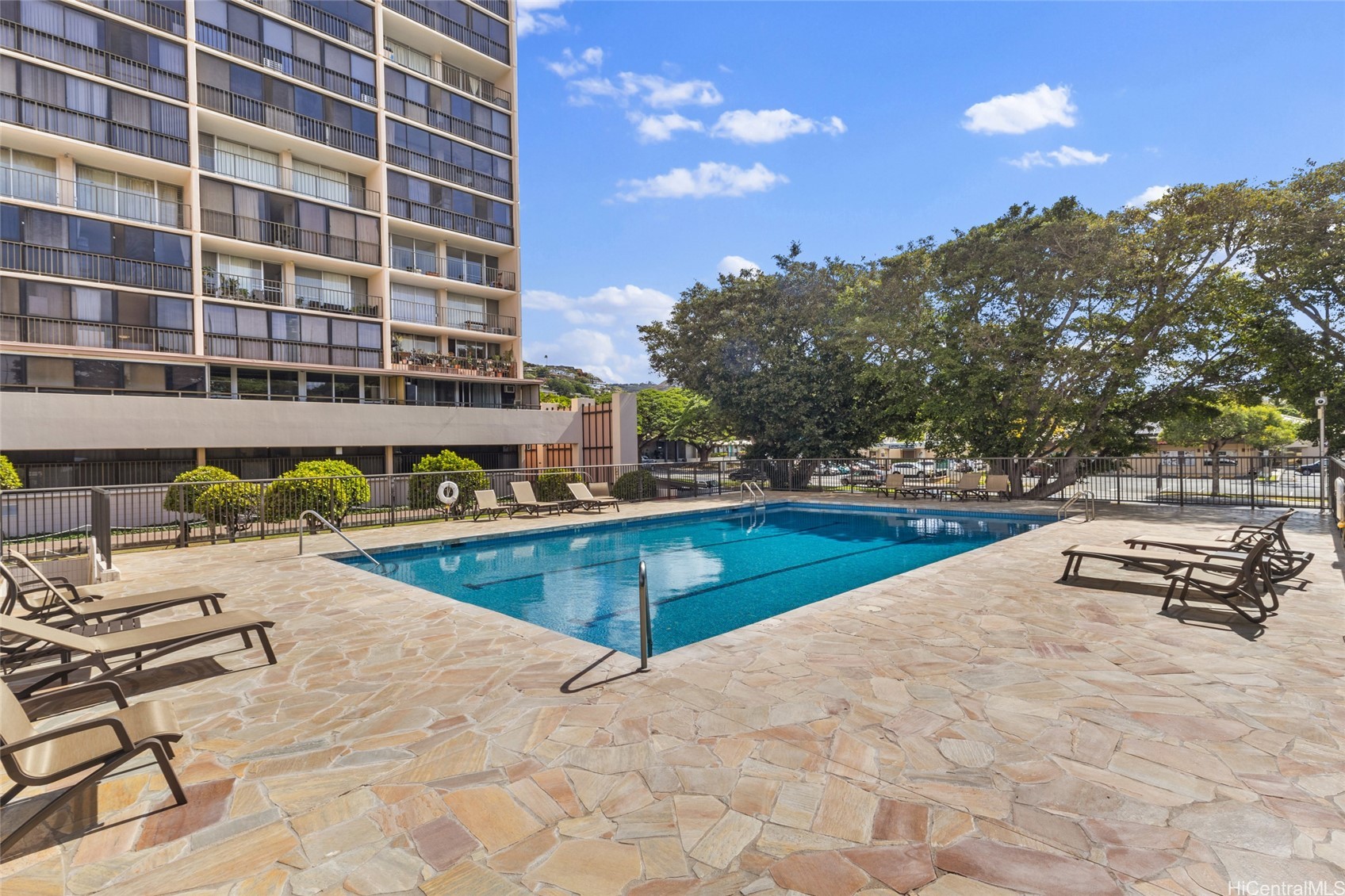 Kahala Towers Residential Lease