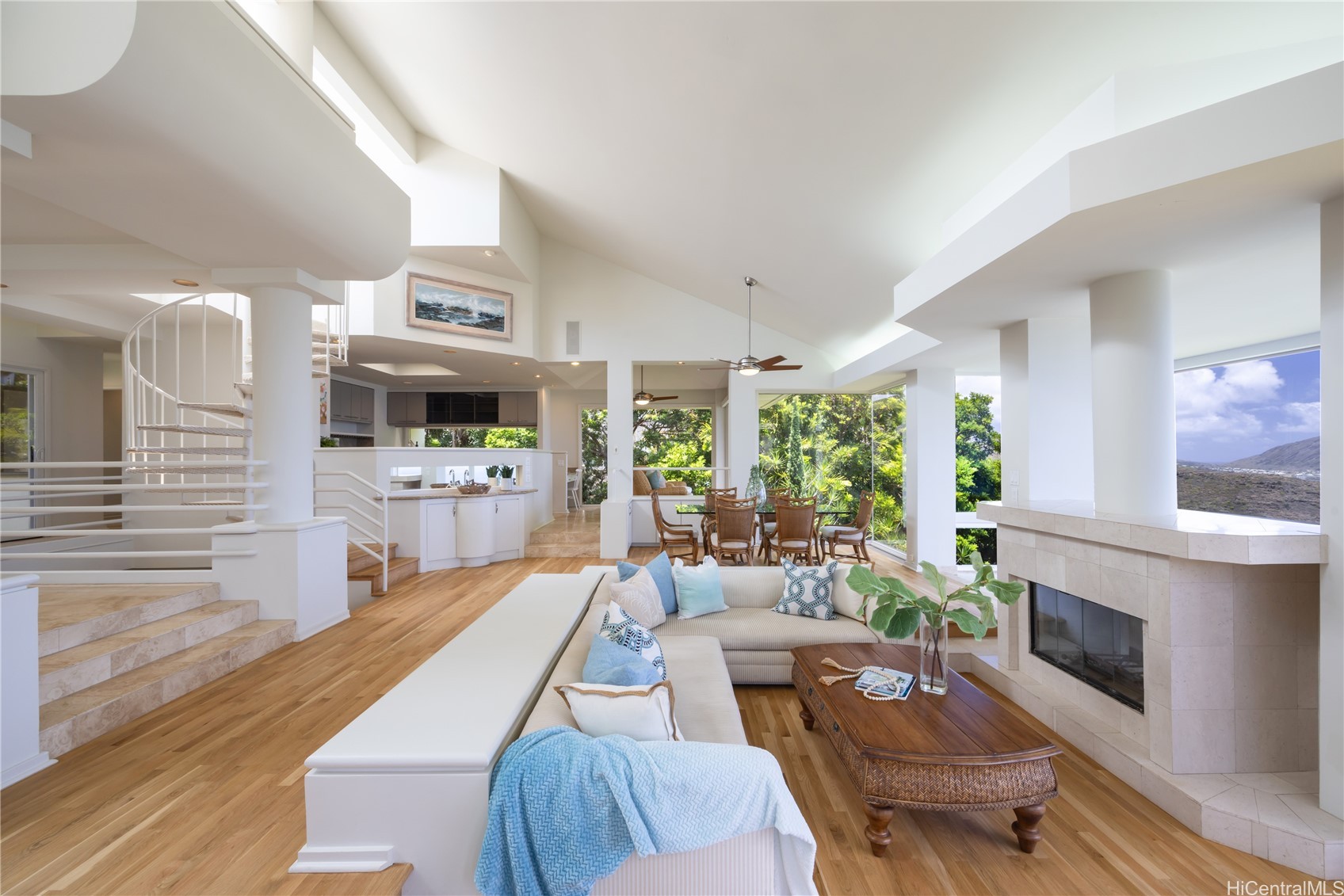 471 Maono Loop