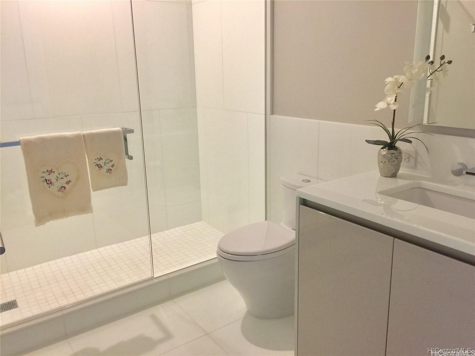 Waiea - 1118 Ala Moana Residential Lease