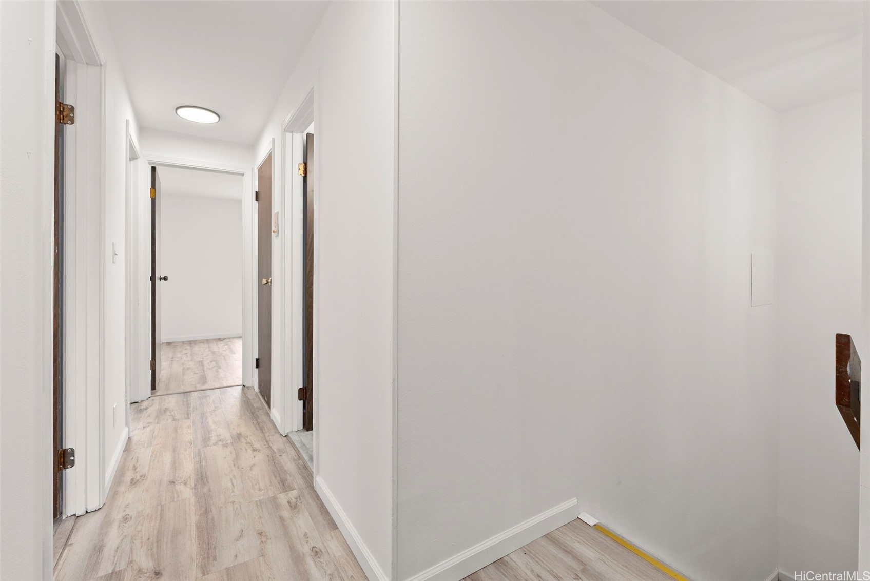 94-1069 Anania Circle 16