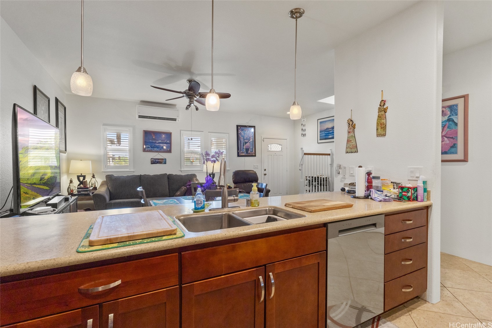 1166 Kukulu Street 706