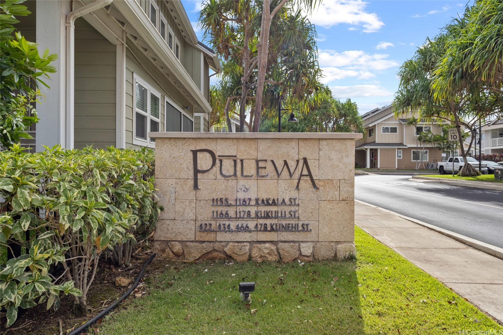 Pulewa At Mehana Condominium