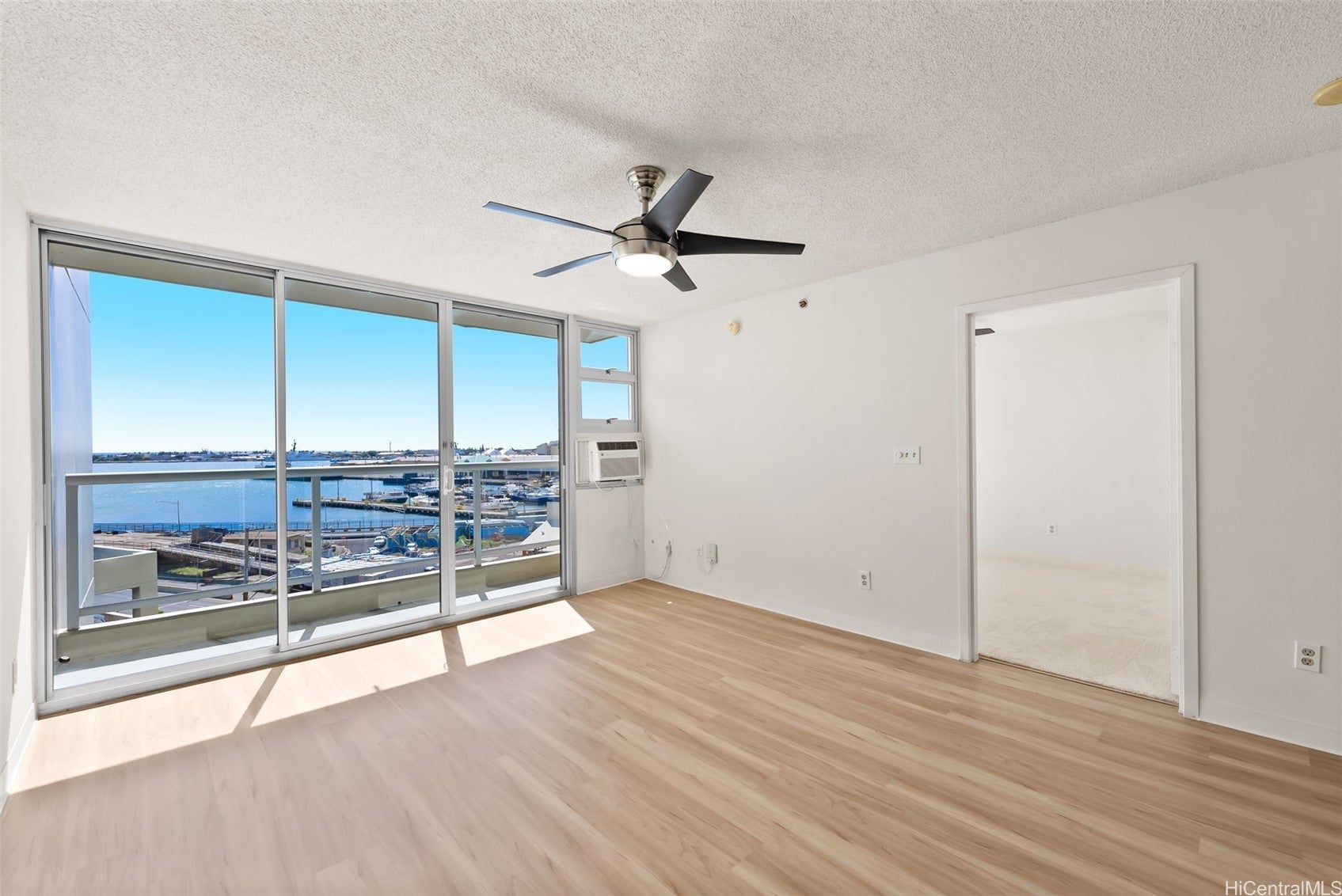 215 N King Street 805