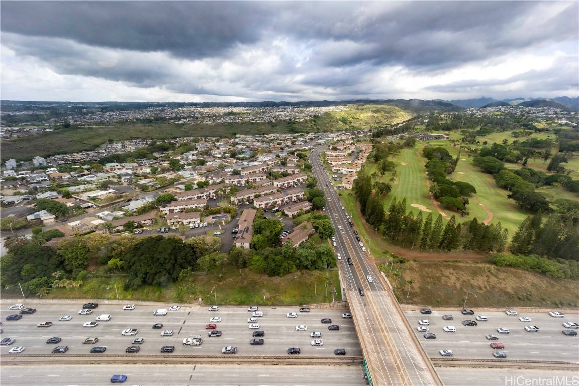 Pearlridge Square Condominium