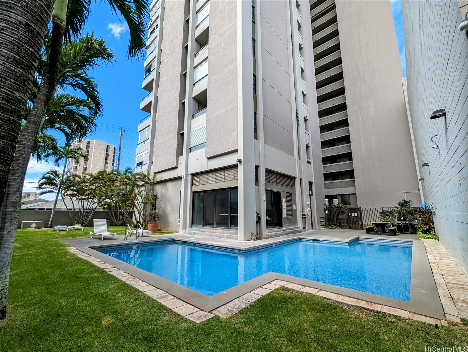 Twenty One Hundred Residential Lease