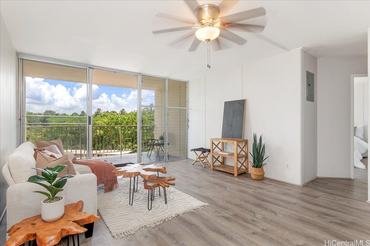 95-2031 Waikalani Place D901