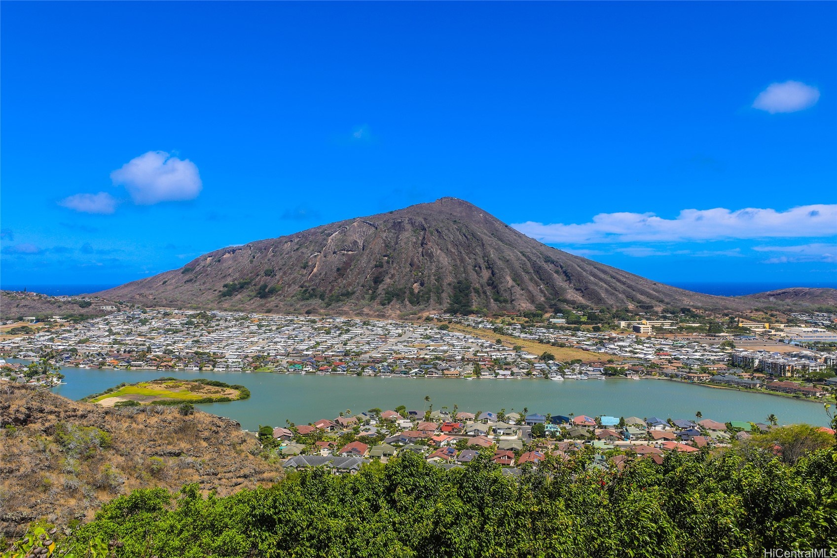 915 Kaluanui Road