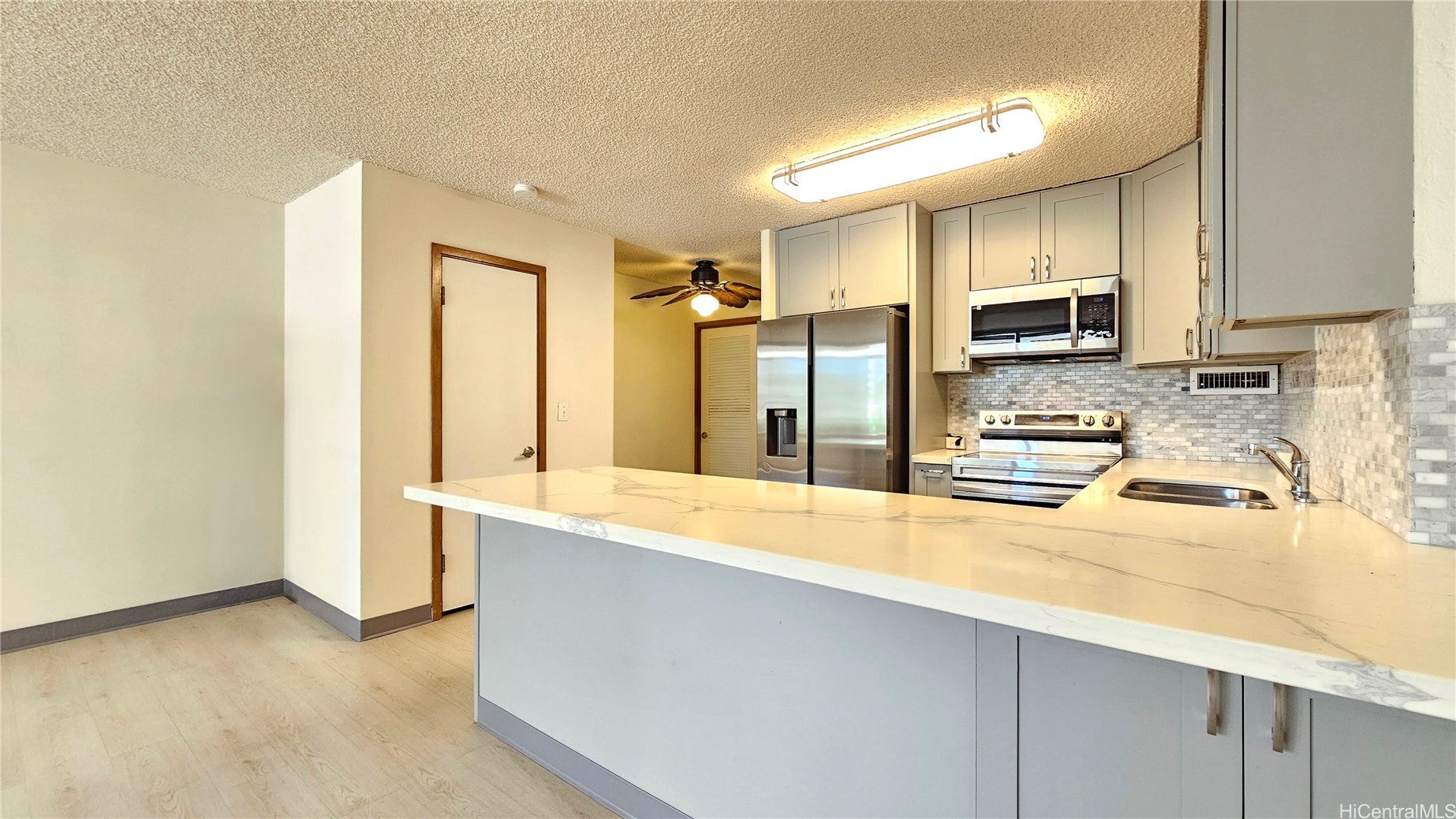 1720 Ala Moana Boulevard 407A