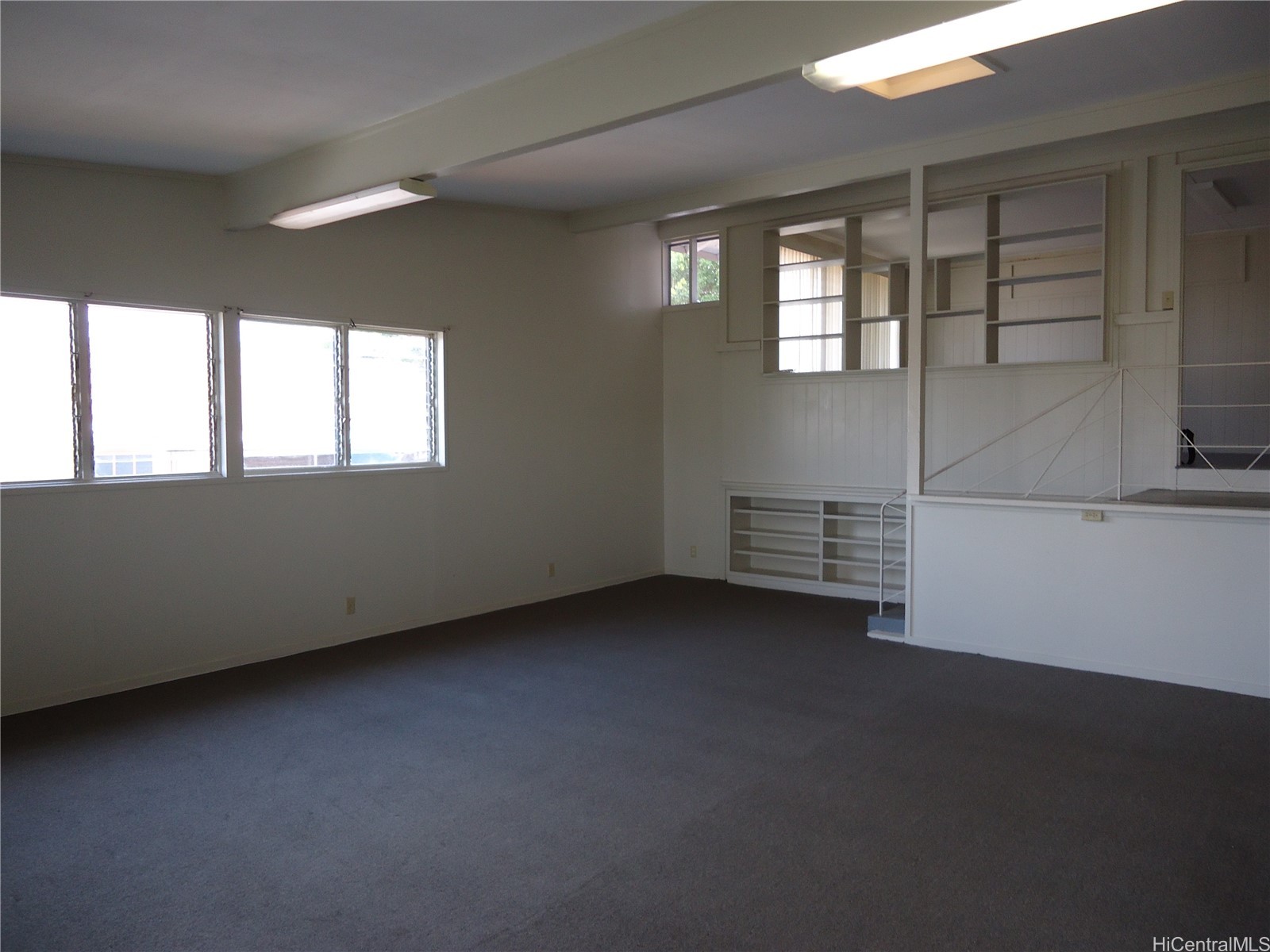 1037 Noelani Street