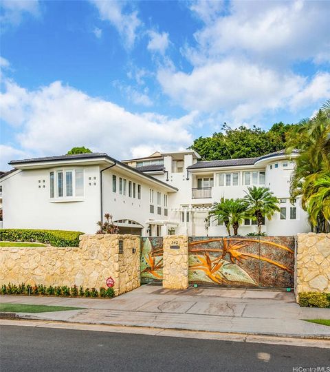 Photo of 542 Ahina Street, Honolulu, HI 96816 (MLS # 202521366)