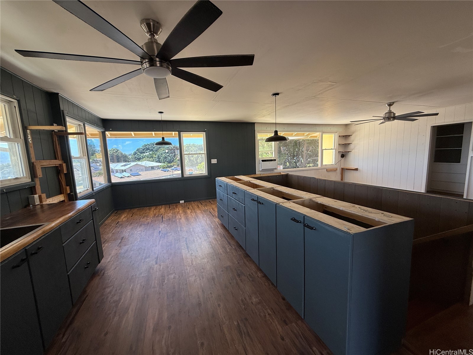 99-877 Lalawai Drive
