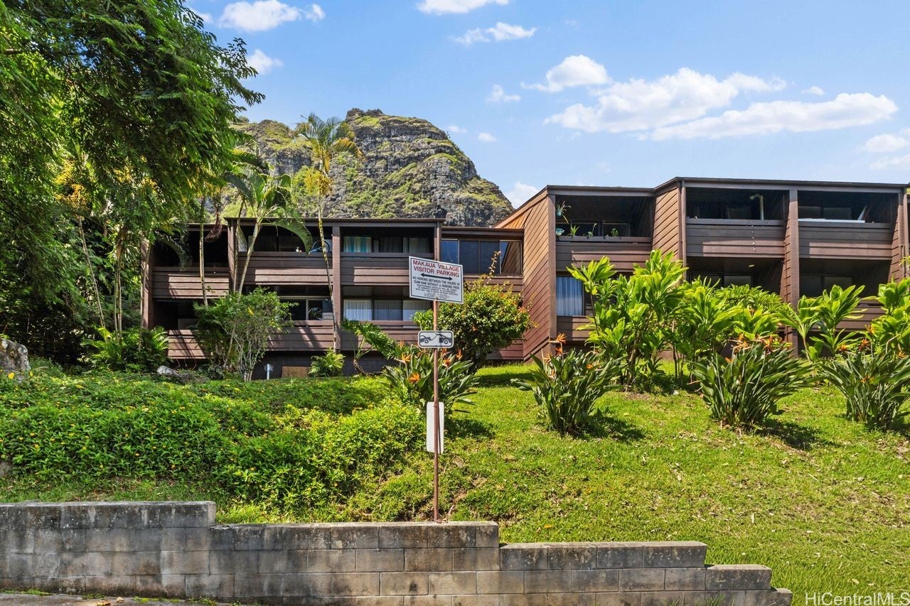 51-636 Kamehameha Highway 215