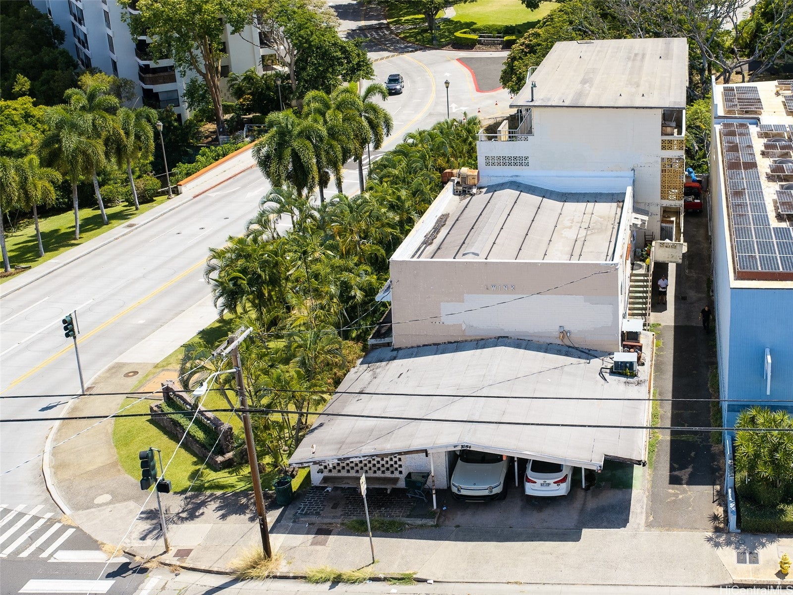 3154 Waialae Avenue