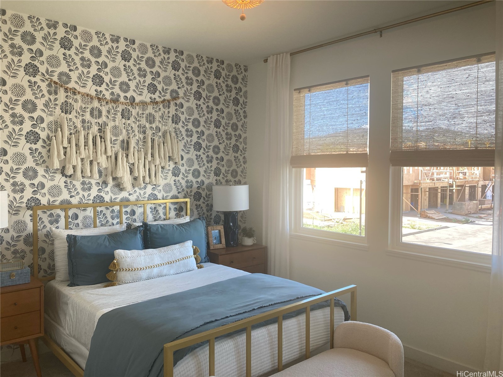 91-1101 Franklin D Roosevelt Avenue 263