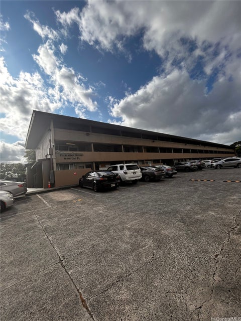 Photo of 98-080 Uao Place #B5, Aiea, HI 96701 (MLS # 202615538)