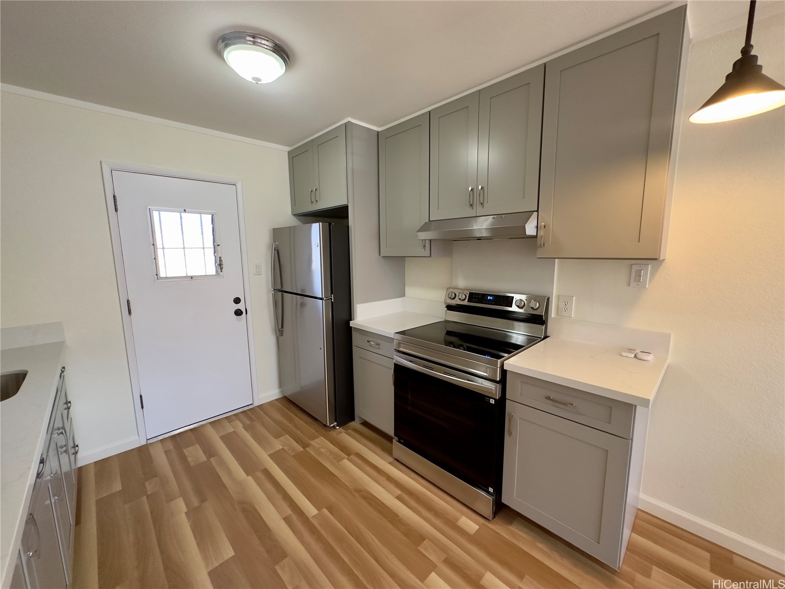 98-1276E Hoohiki Place 77