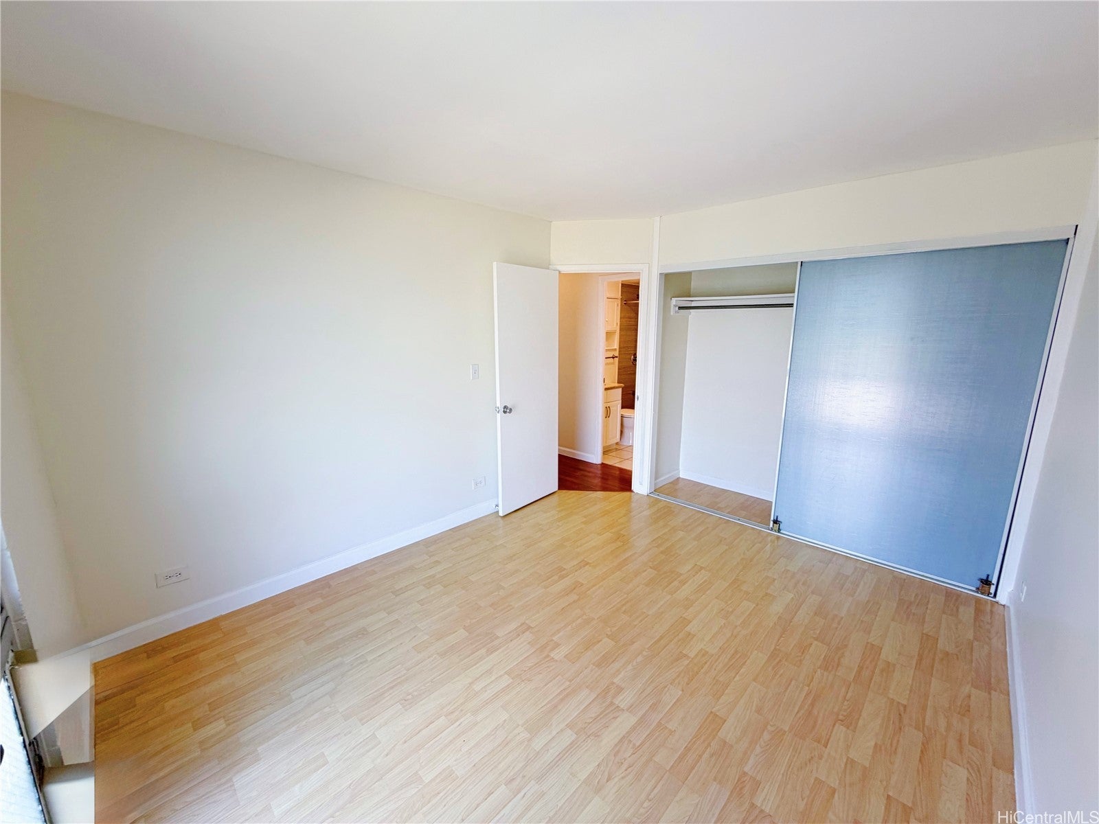1425 Liliha Street 8G