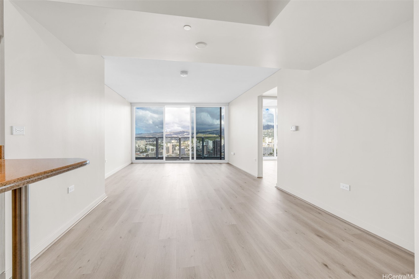 1288 Kapiolani Boulevard 1-4702