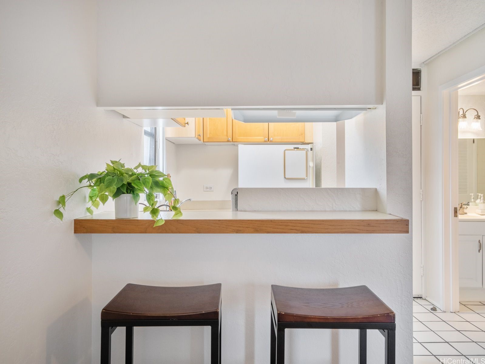 2100 Date Street 401