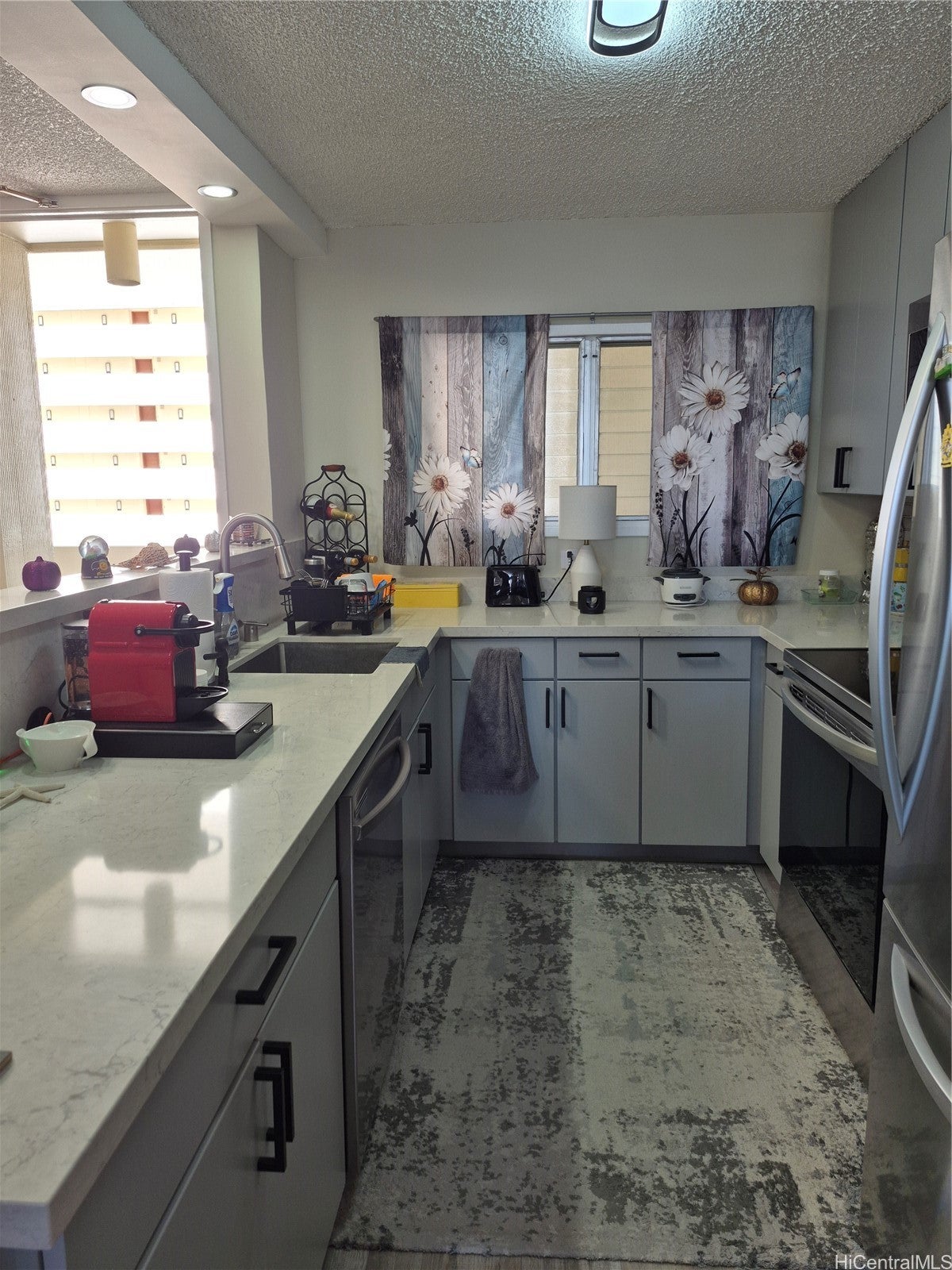 469 Ena Road 2810