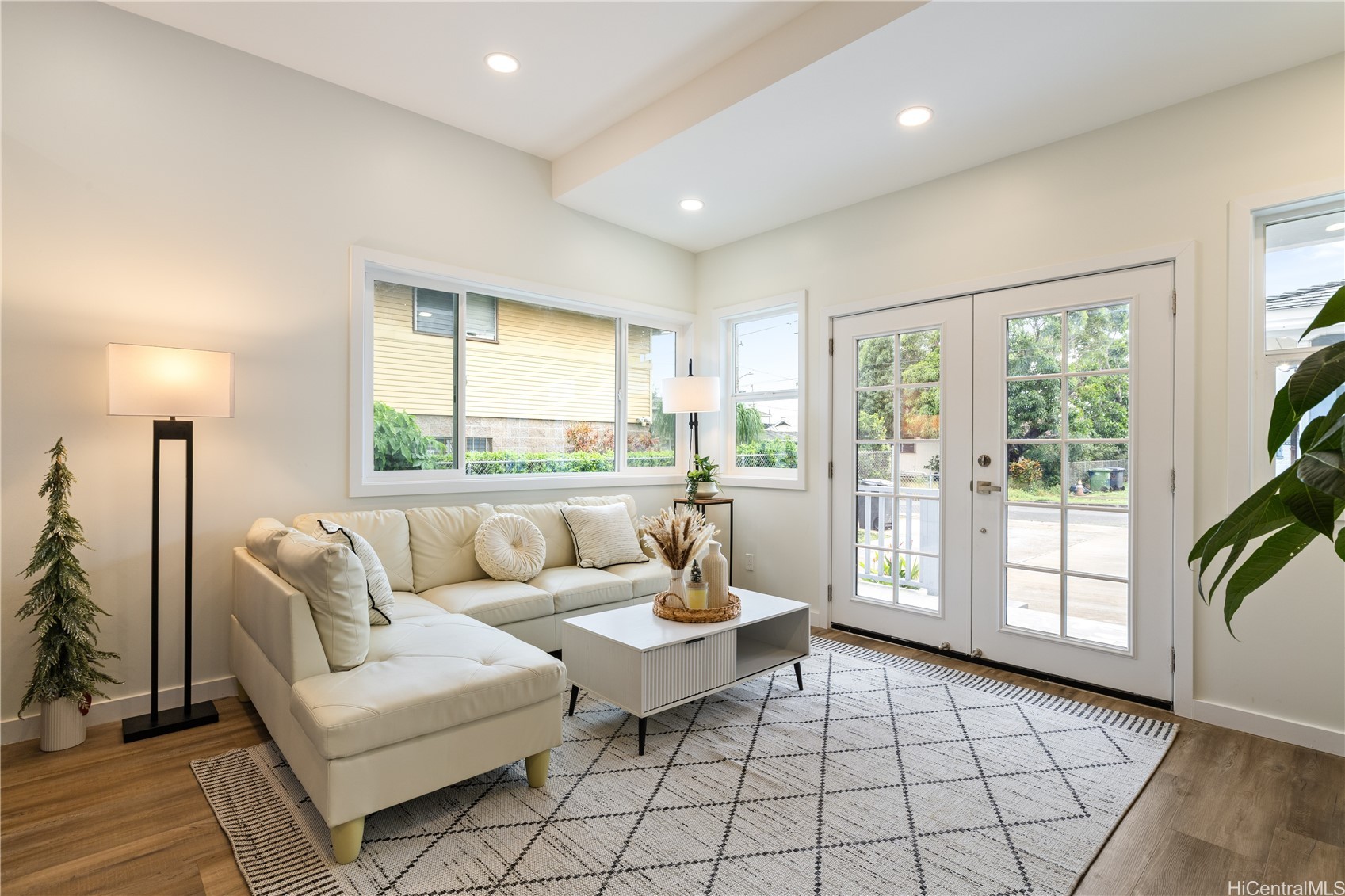 1307 Farrington Street