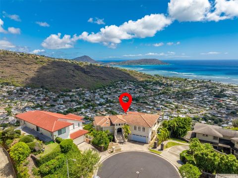 5201 Kuaiwi Place Honolulu HI 96821