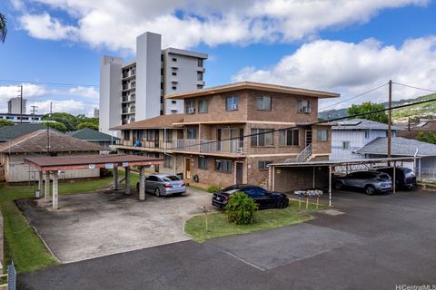 906 Hausten Street Honolulu HI 96826