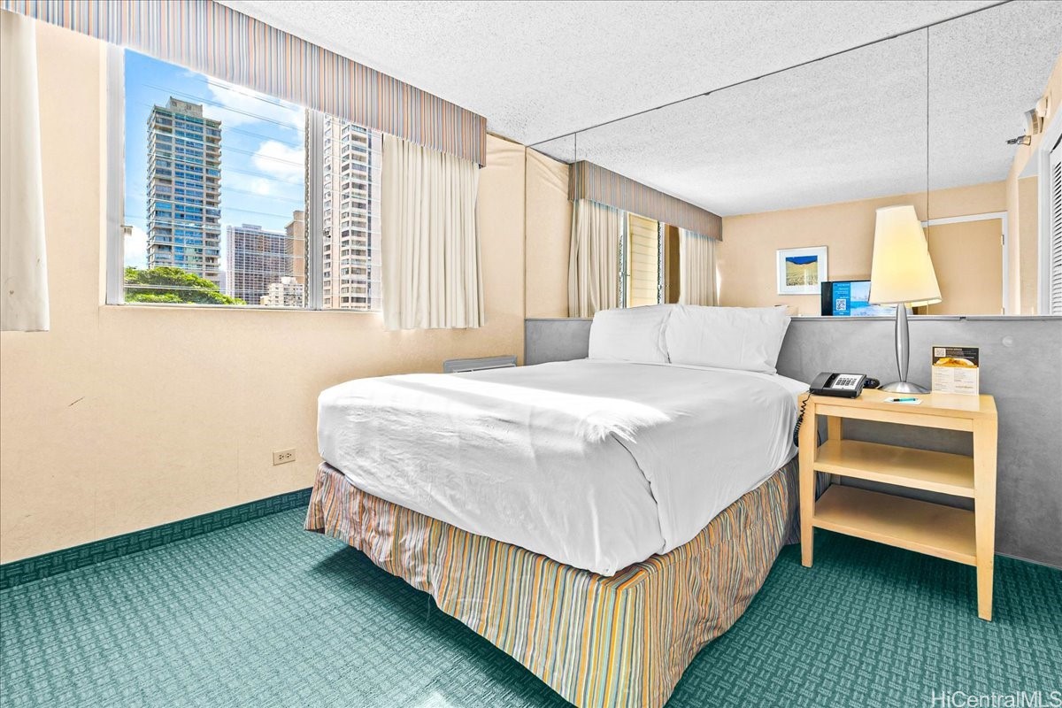 444 Kanekapolei Street 413